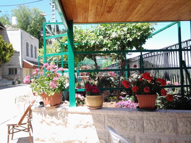 Rosary Sister Guest House Ein Karem Kudüs Dış mekan fotoğraf