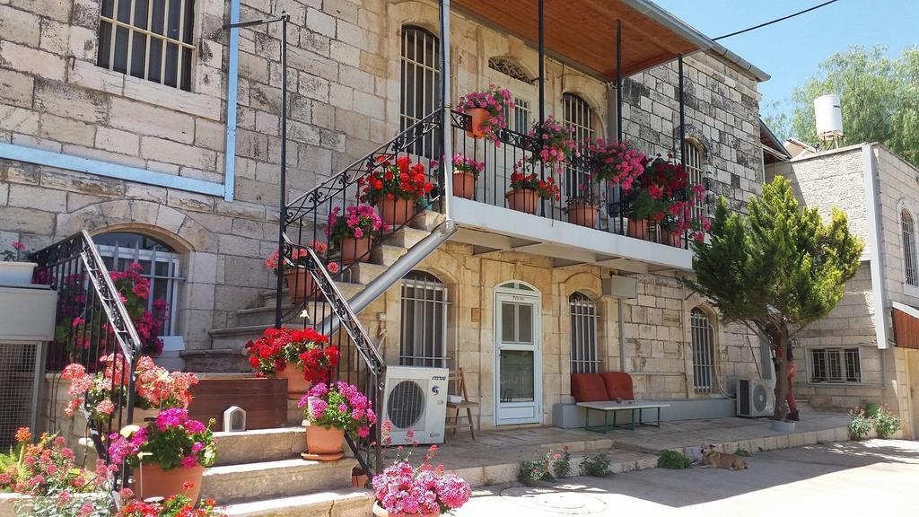 Rosary Sister Guest House Ein Karem Kudüs Dış mekan fotoğraf